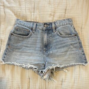 Hidden Light Blue Denim Women’s Shorts with Frayed Hem